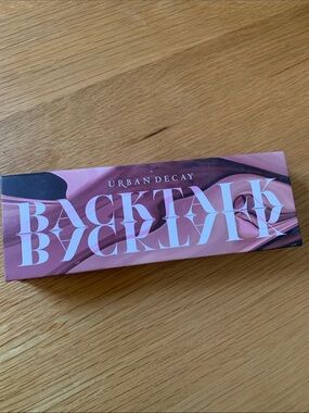 Urban Decay Backtalk Eyeshadow Palette - Pink and Black Swirl